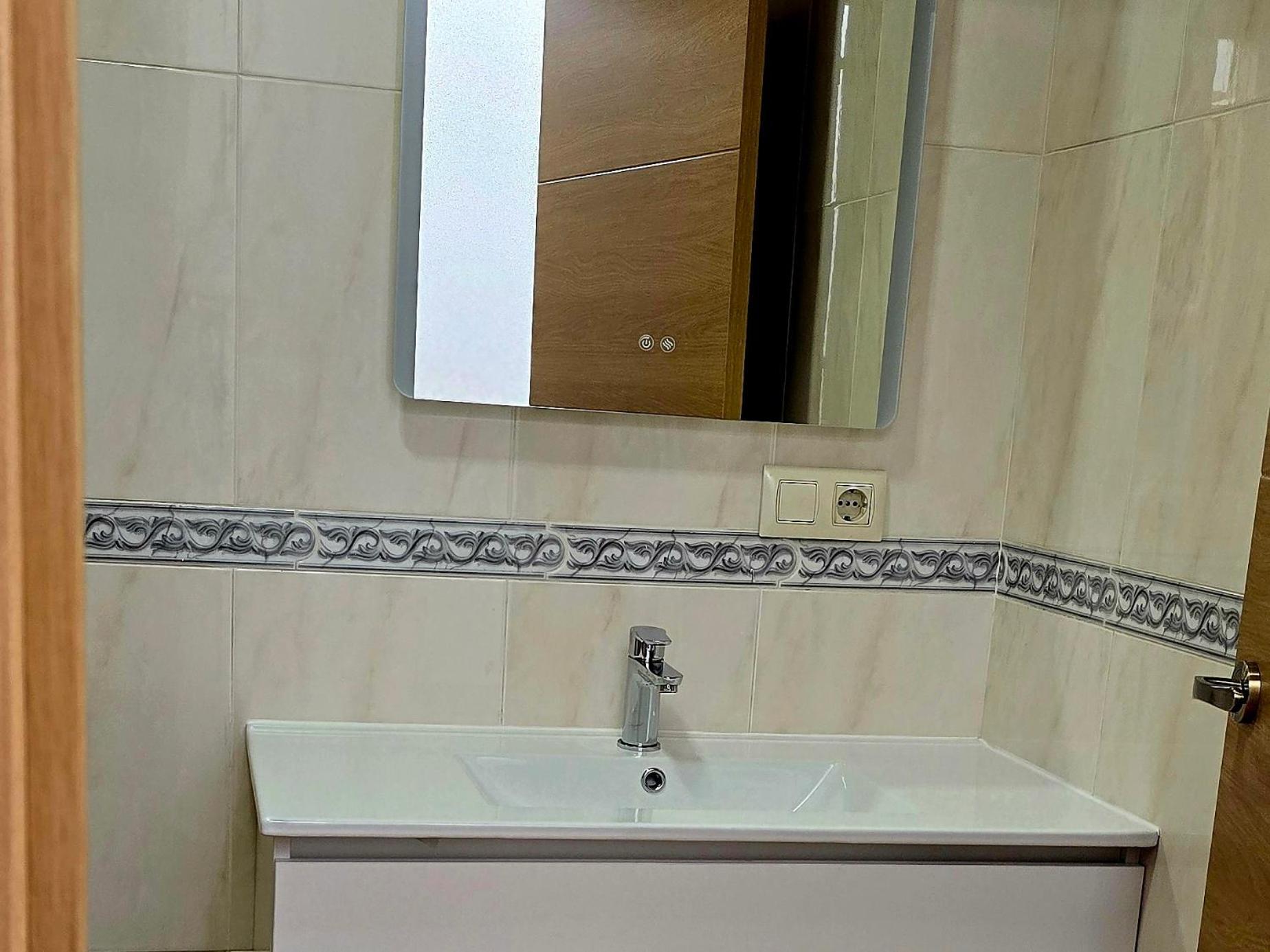 Puerta De Bisagra-Parking Gratis- Con 2 Habitaciones トレド エクステリア 写真