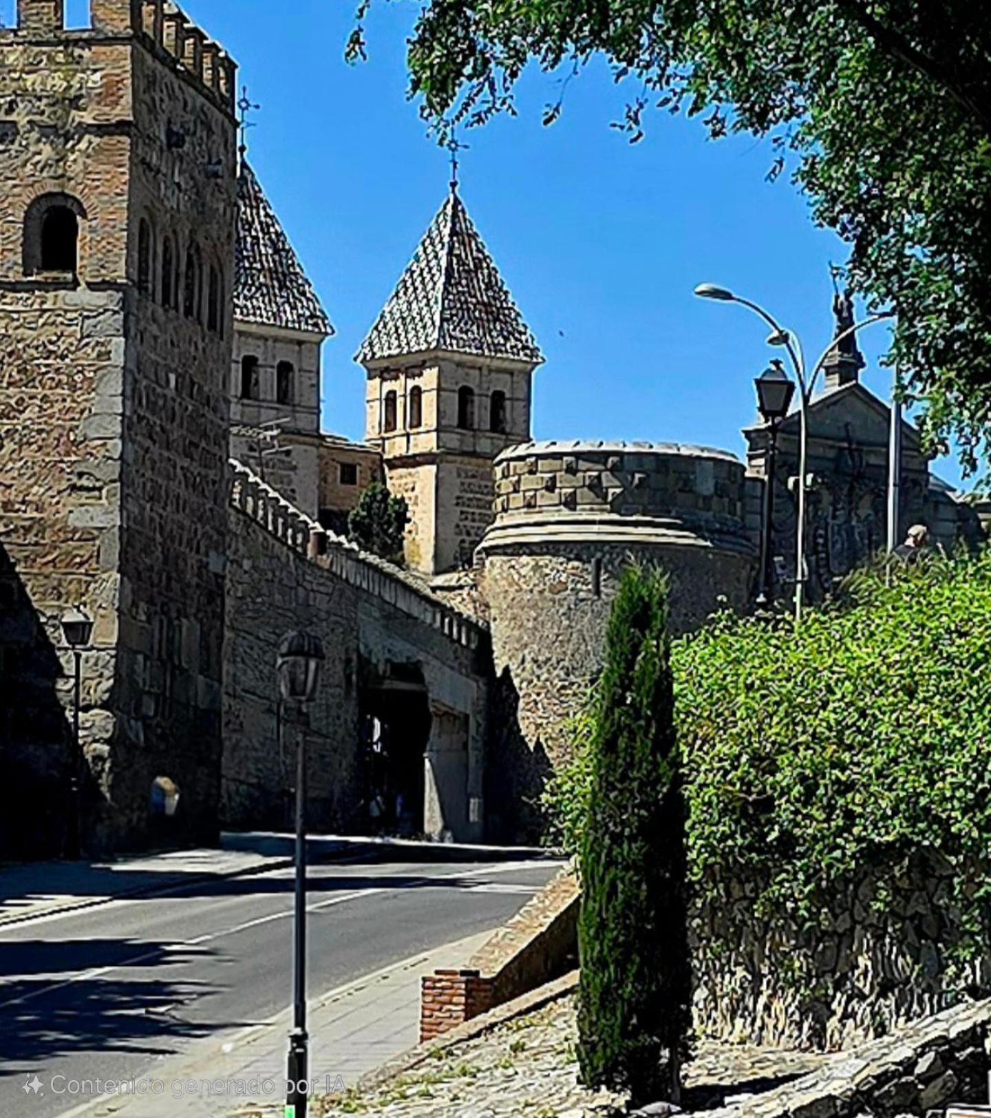 Puerta De Bisagra-Parking Gratis- Con 2 Habitaciones トレド エクステリア 写真