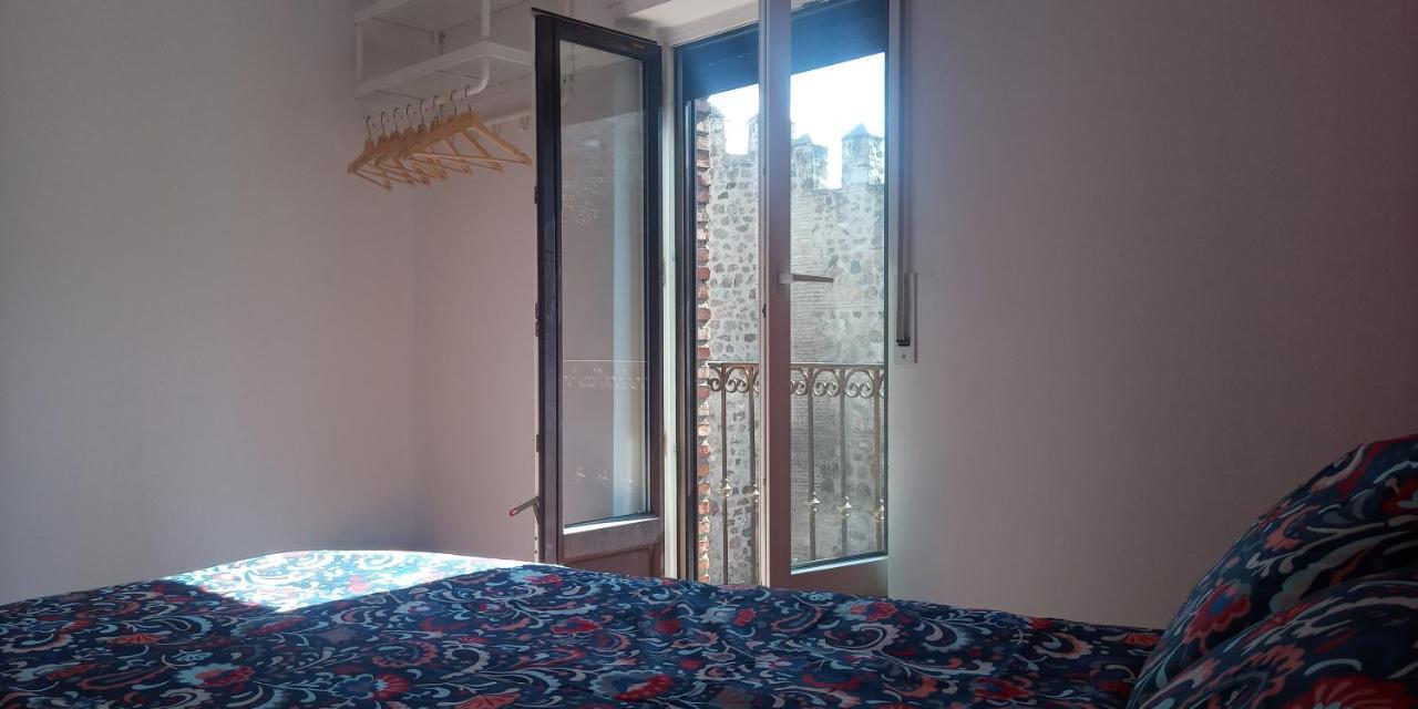Apartamentos,Puerta De Bisagra-Parking Gratis トレド エクステリア 写真