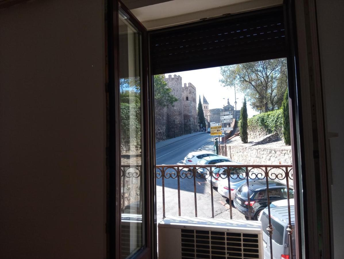 Apartamentos,Puerta De Bisagra-Parking Gratis トレド エクステリア 写真